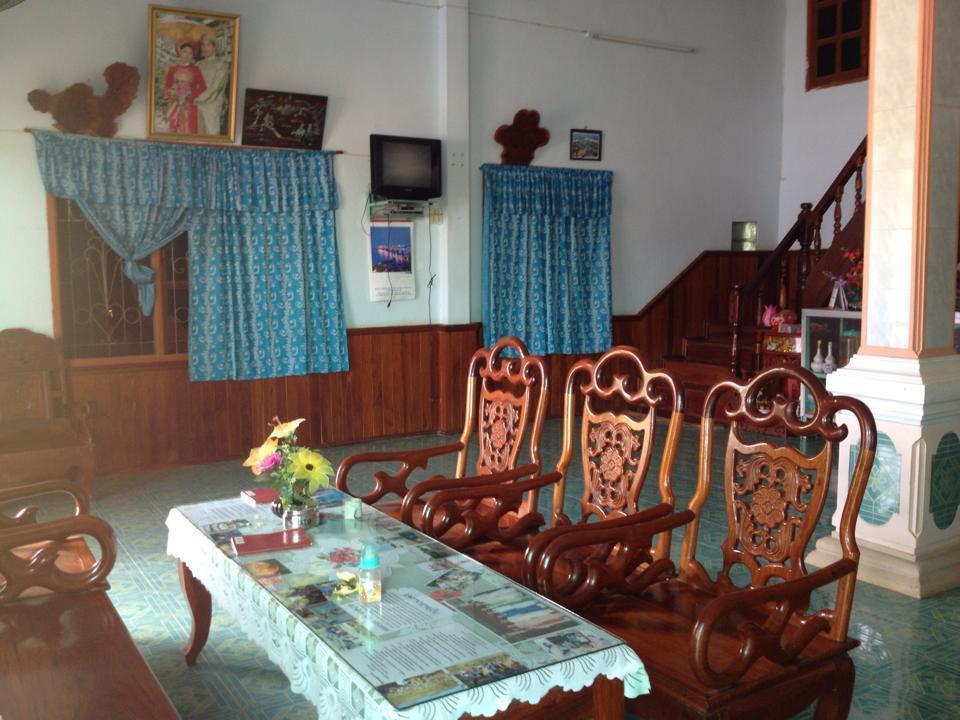 Vo Thi Dung Guesthouse Attopu Extérieur photo